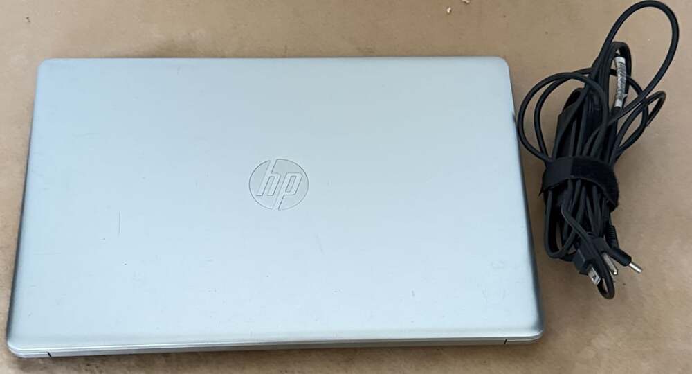 HP 15.6 in. Laptop Intel Core i5 4GB RAM 1TB HDD
